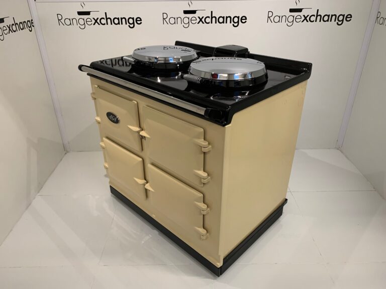 Reconditioned 3 oven eR7 100 Aga cooker in Cream
